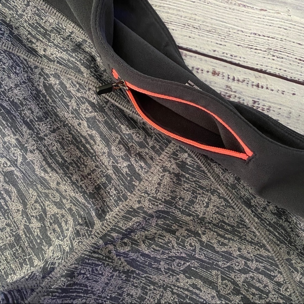 Run Tights Yoga Workout Capris - Picture 6 of 8